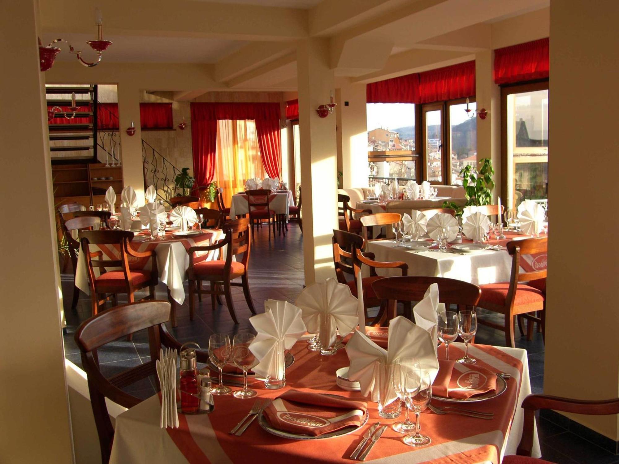 Meridian Hotel Bolyarski Wielkie Tyrnowo Restauracja zdjęcie